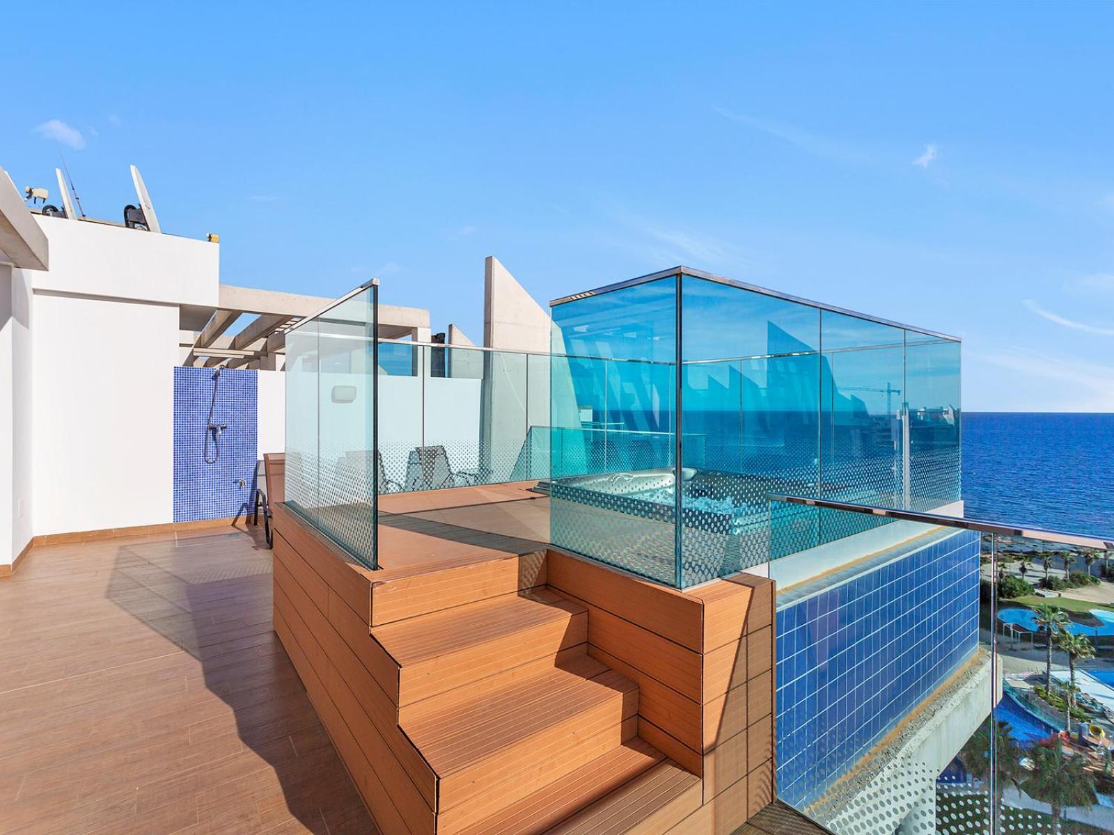 Punta Prima Luxury Penthouse With A Private Jacuzzi!公寓 外观 照片